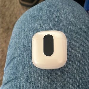 Wireless Earbud Headphones - White